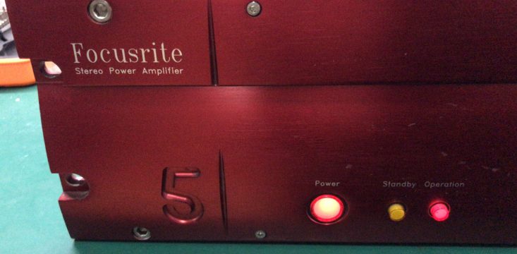 Focusrite RED5 功放 维修+内部图