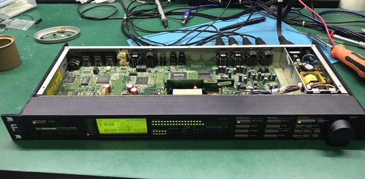 TC Finalizer 96k 母带处理器维修+内部图